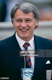 4,089 Bobby Robson Photos & High Res Pictures