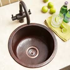 native trails bar & prep sinks on