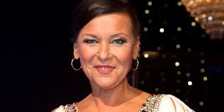 Att elisa lindström och lotta engberg står varandra nära råder det inga tvivel om. Lotta Engbergs Nya Karlek 30 Aring Stoppa Pressarna Kandisar Kandisnytt Hant Extra Se Hor Noje