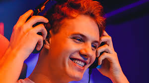 Streamer users receive a private and secure website, created specifically for you, your firm, school, agency, or place of worship. The Streamer That Over 21 Of People Want Gone