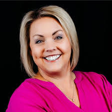 Ashley Havens's Instagram, Twitter & Facebook