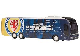 Fußball mannschaftsbus dlc für den fernbus simulator. Eintacht Braunschweig Mannschaftsbus 2018 Region Im Modell Ug Haftungsbeschrankt Co Kg