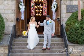 Bride And Groom Leaving Wedding Ceremony At Barnes Memorial Chapel In Bristol Connectic Connecticut Wedding Wedding Ceremony Connecticut Wedding Photographers