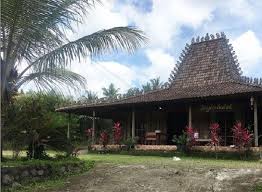 Rumah ini identik dengan bangsawan, orang kaya ataupun pejabat daerah di jawa timur. Mengenal Rumah Adat Di Pulau Jawa Mulai Dari Rumah Joglo Rumah Jolopong Sampai Rumah Baduy Berita Diy