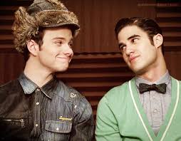 Glee Awwww The Look Glee Blaine And Kurt Glee Cast