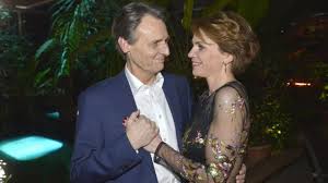 Caro robens gönnt sich für die hochzeit eine typveränderung. Gzsz Special 2019 Bei Rtl Hochzeit Trennung Drama So Packend War Die Xxl Folge News De