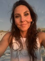 You already know. ## The answers aren't out there — they're within. ## I  help women reconnect with their inner wisdom and move forward with clarity.  🌿 ## Amanda Painton- Life