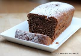 Kuchen in der silkonform komplett auskühlen lassen, dann herausnehmen. Susser Klassiker Rotweinkuchen Schoner Tag Noch
