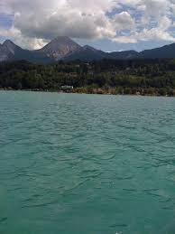 Der faaker see ist mit einer fläche von 220 hektar der fünftgrößte see kärntens und ist der südlichste badesee österreichs. Faak Am See Austria Faaker See Seen In Karnten See