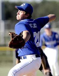 Delphi, Carroll to meet in title game