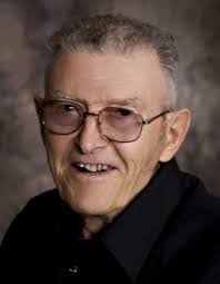 Sidney Lyon's Instagram, Twitter & Facebook