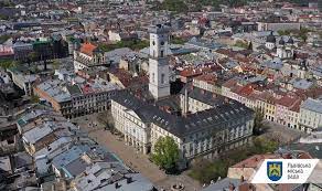 У львові жителям повертають гарячу воду: Mer Lvova Rozpoviv Yak Lviv Bude Vihoditi Z Krizi Pislya Karantinu Lvivska Miska Rada