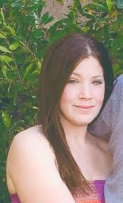 Hope Maciel's Instagram, Twitter & Facebook