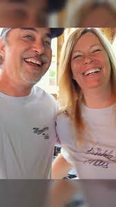 Lisa Duggins's Instagram, Twitter & Facebook