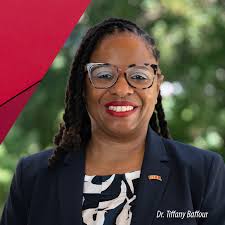 Earlier this week, generous donors Gisella and Dan Chace got to meet the  six inspiring social work students who were awarded Gisella and Dan Chace  Scholarships for the 2019-2020 academic year. These