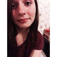 Danna Petersen's Instagram, Twitter & Facebook