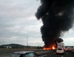 Assalto al portavalori, sulle tracce dei rapinatori. Portavalori Della Cosmopol Prende Fuoco Sulla Statale 89 Un Guasto Al Motore La Causa Guardie Giurate Online