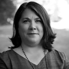 Beth Bradford's Instagram, Twitter & Facebook