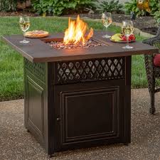 Ideal for campground, picnic area, beach or backyard. Endless Summer Donovan 30 71 H X 37 8 W Steel Propane Outdoor Fire Pit Table With Lid Reviews Wayfair