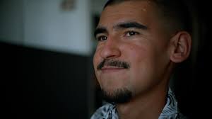 Rencontrez les clients qui utilisent Alexa pour simplifier leur quotidien  et vivre de façon plus indépendante