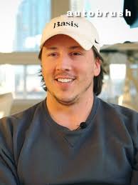 Chris Lander's Instagram, Twitter & Facebook