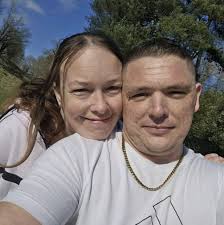 Has anyone used these to DIY their own signs? This and then printed off a  poster from Canva? Or is there somewhere else I can print off a poster?