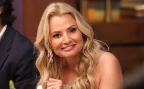 Casados à Primeira Vista Bronca na SIC! Verónica e Elisabete em guerra  aberta: "É muito mau, não se faz" - Impala