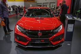 See what power, features, and amenities you'll get compare trims on the 2016 honda civic. What Went Wrong With The 2016 Honda Civic