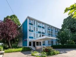 In cadrul sanatoriului grand se pot trata: Hotel Azur Eforie Nord