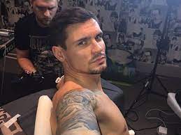 Dejan lovren bekommt quittung für attacke. Dejan Lovren Diese Liebe Geht Unter Die Haut