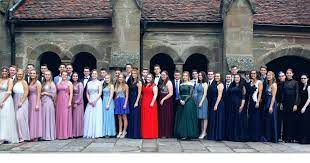 Evangelische seminare maulbronn und blaubeuren (157 m), evang. Abi 2019 Salzach Gymnasium Maulbronn Pforzheim Pforzheimer Zeitung