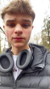 Waylon Boxley's Instagram, Twitter & Facebook