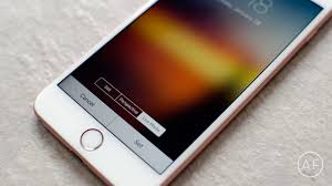 Pas d'application requise, lorsque tu changes de fond d'écran il y a une bande avec écrit perspective. How To Make Any Picture A Live Wallpaper On Iphone 6s And Iphone 6s Plus Cult Of Mac