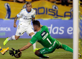 Rosario fans baby dolls to troll rivals. Gremio Leva Gol Relampago E Empata Com Rosario Central Na Argentina