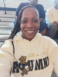 🌸Hey it's Cam! I thought I would come by and formally introduce my self  again!🌸 🤍 My name is Cambrie, I am the owner of Creations By Cam! I have  been doing