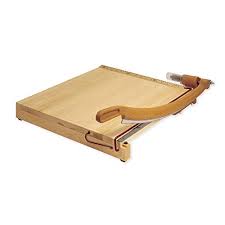 Swingline classiccut lite 9312 paper trimmer this paper trimmer measures 14 inches by 17.6 inches by 2.6 inches. Top10 Paper Cutter For Cardstock Scrapbooking Bookbinding