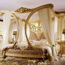 Pin By Indi Stylin On Fantasy Places And Things Luxurious Bedrooms Master Bedroom Decor Romantic Chic Bedroom