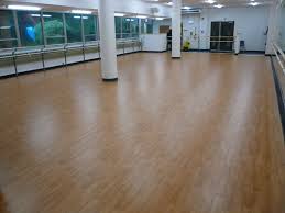 Tarkett Sports Omnisports 5 0 Classic Oak Installed On Boen Boflex Champion Subfloor In A Dance Studio Indoor Sports Indoor Sports