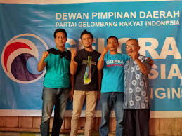 Tiga partai itu adalah partai ummat, partai gelora, dan partai masyumi reborn. Partai Gelora Untuk Semua Etnis Agama Dan Golongan