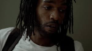 Elizabeth Mealey's Instagram, Twitter & Facebook