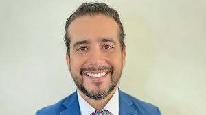 Antonio Molinar's Instagram, Twitter & Facebook