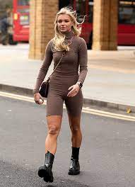 She was born in 1990s, in millennials generation. Aj Pritchard S Girlfriend Abbie Quinnen Walks With Mother In London Daily Mail Online