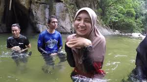 On weekends, this picturesque nature destination, managed by the state fisheries department, attracts many visitors from kuala lumpur and. Chiling Waterfall Kuala Selangor Destimap Destinations On Map