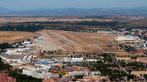 En este aeropuerto se dirige una escuela aeronáutica. Madrid Cuatro Vientos Airport Qyu Lecu Arrivals Departures Routes Flightradar24