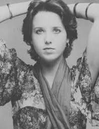 Celebrities with last name: Peyton