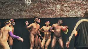 OMG, they're naked: 'Pause with Sam Jay' 2x01 gives us naked guys playing  basketball - OMG.BLOG