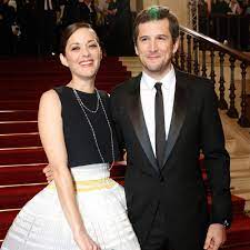 Canet began his career in theatre and television before moving to film. La Declaration D Amour De Guillaume Canet A Marion Cotillard Marie Claire