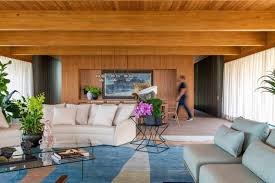 Our stylish sofa beds are perfect for extra guests. Gama Issa V2 0 Studio Mk27 Marcio Kogan Lair Reis Archdaily