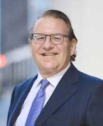 About Injury Lawyer Kurt D. Lloyd