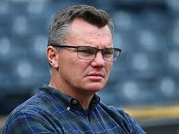 Stage Review: Sondheim's 'Frogs' is ribeting musical